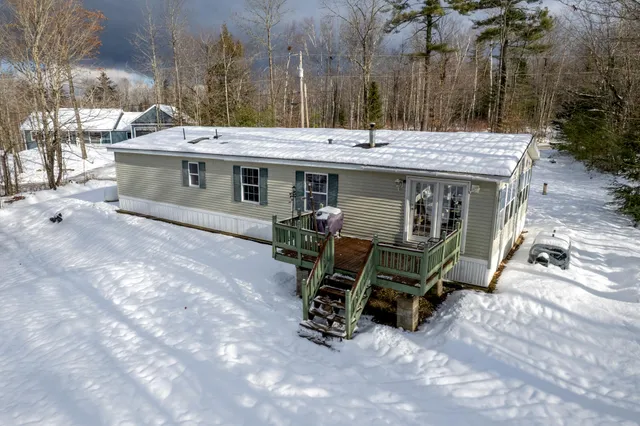 $289,000 | 3036 Ohio Street, Glenburn, ME 04401