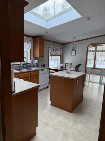 $289,000 | 3036 Ohio Street, Glenburn, ME 04401