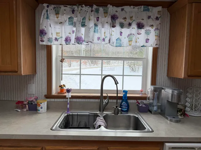 $289,000 | 3036 Ohio Street, Glenburn, ME 04401