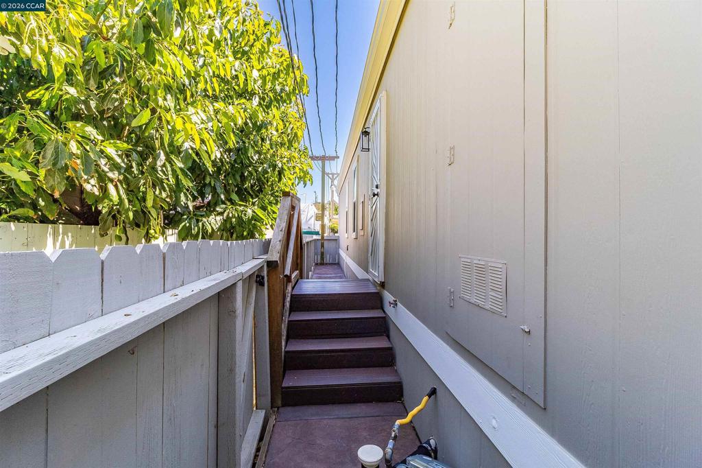 5751 Bridgehead Road Oakley, CA 94509 - Photo 26 of 32