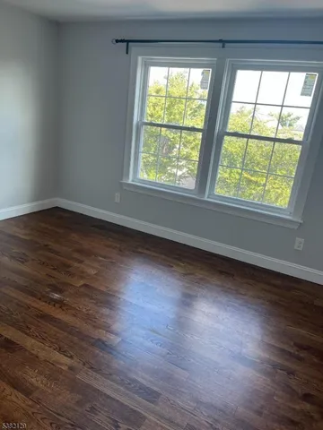 $2,600 | 253 Pine Street, Elizabeth Port, NJ 07206