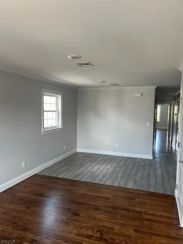 $2,600 | 253 Pine Street, Elizabeth Port, NJ 07206