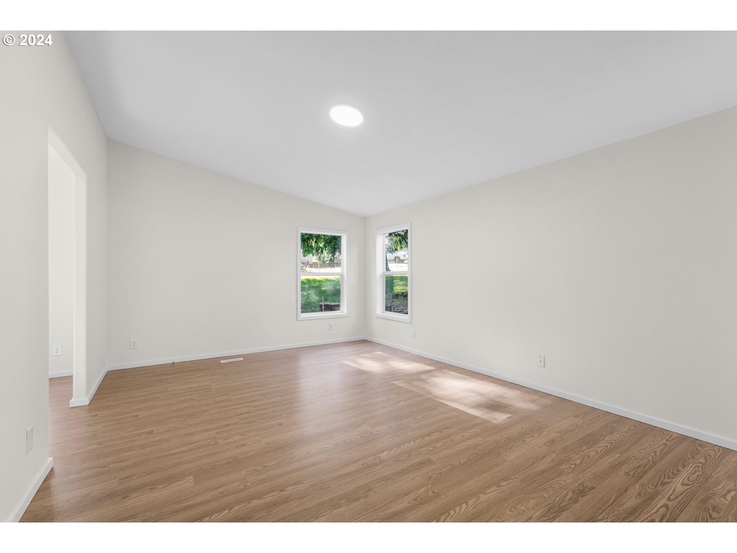 1300 South Silver Lake Road Castle Rock, WA 98611 - Photo 11 of 31 Gallery Image 11