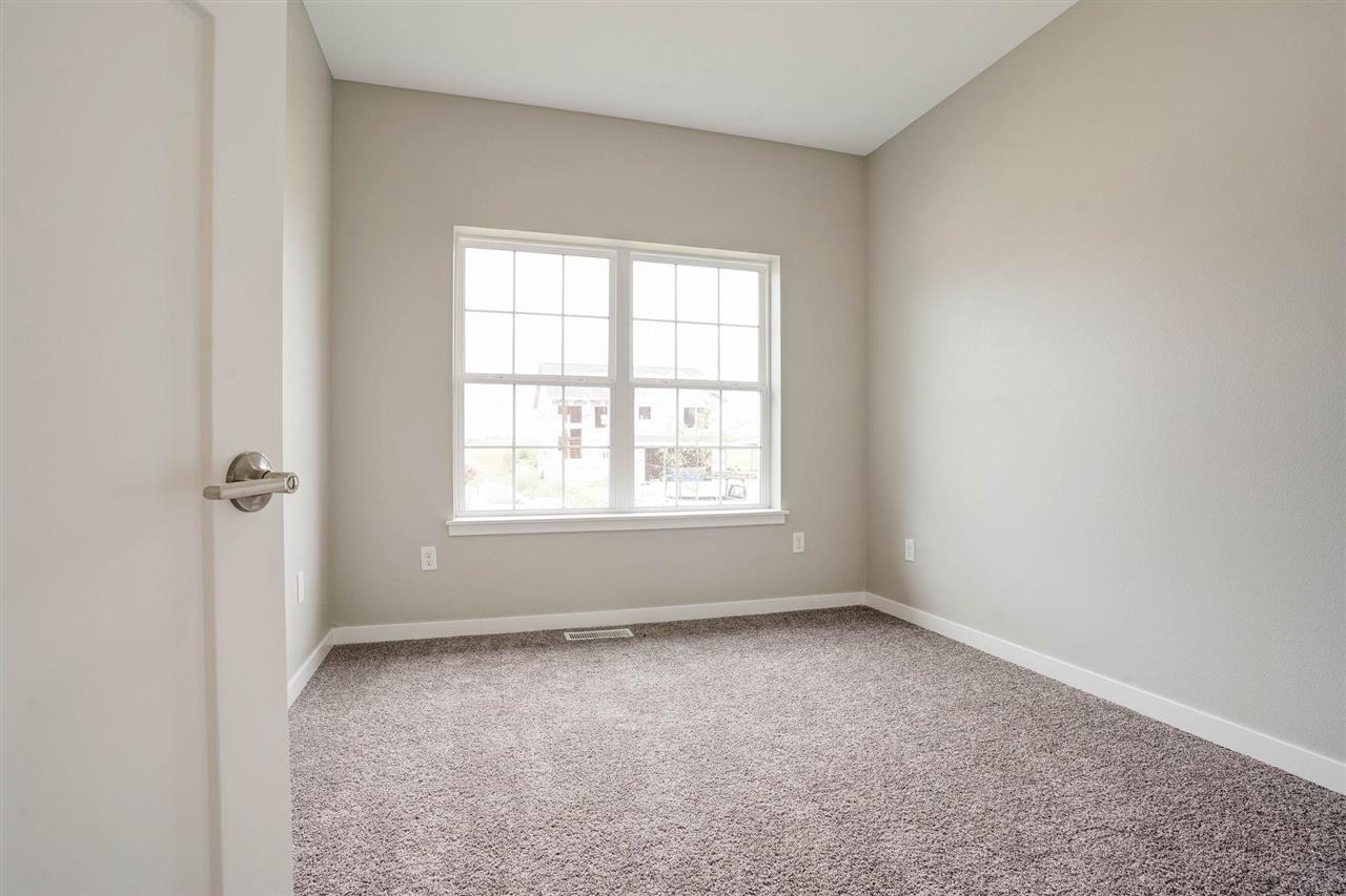 112 Cherry Lane Riverside, IA 52327 - Photo 18 of 37 Gallery Image 18