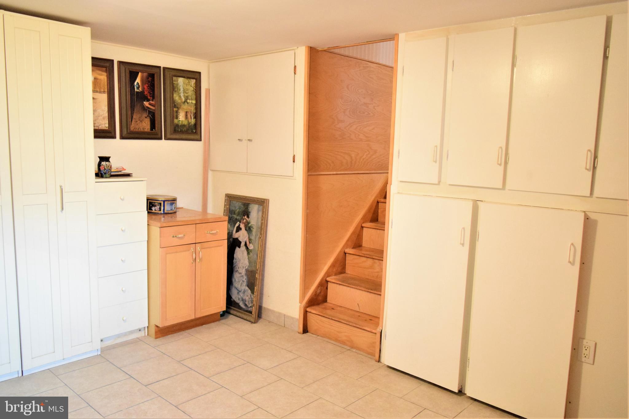 1008 Tomlinson Road Philadelphia, PA 19116 - Photo 32 of 40 Basement
