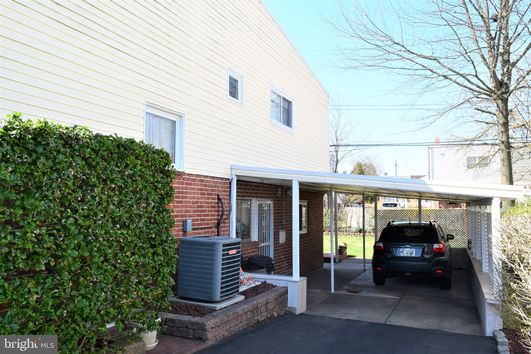 1008 Tomlinson Road Philadelphia, PA 19116 - Photo 33 of 40 Attached Carport