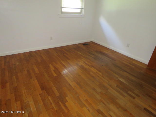 5621 St Nicholas Road Wilmington, NC 28405 - Photo 15 of 27 IMG_1577