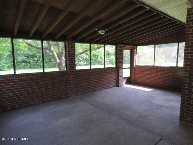 5621 St Nicholas Road Wilmington, NC 28405 - Photo 18 of 27 IMG_1588