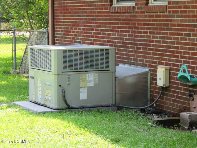 5621 St Nicholas Road Wilmington, NC 28405 - Photo 23 of 27 IMG_1589