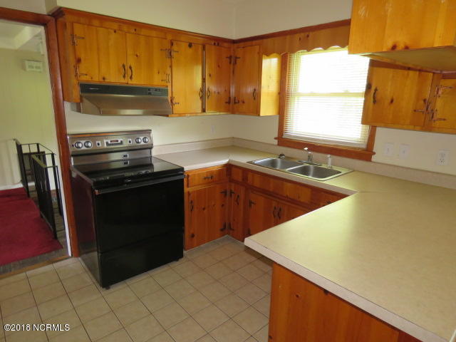 5621 St Nicholas Road Wilmington, NC 28405 - Photo 5 of 27 IMG_1581