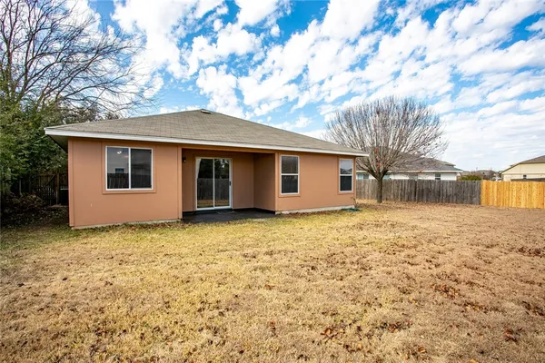 $1,685 | 412 Ballentine Court, Hutto, TX 78634
