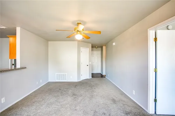 $1,685 | 412 Ballentine Court, Hutto, TX 78634