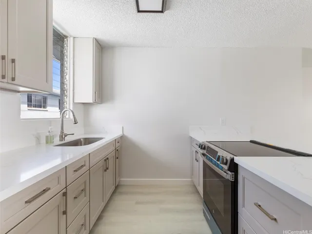 $369,000 | 94-010 Leolua Street, Unit B308, Waipahu, HI 96797