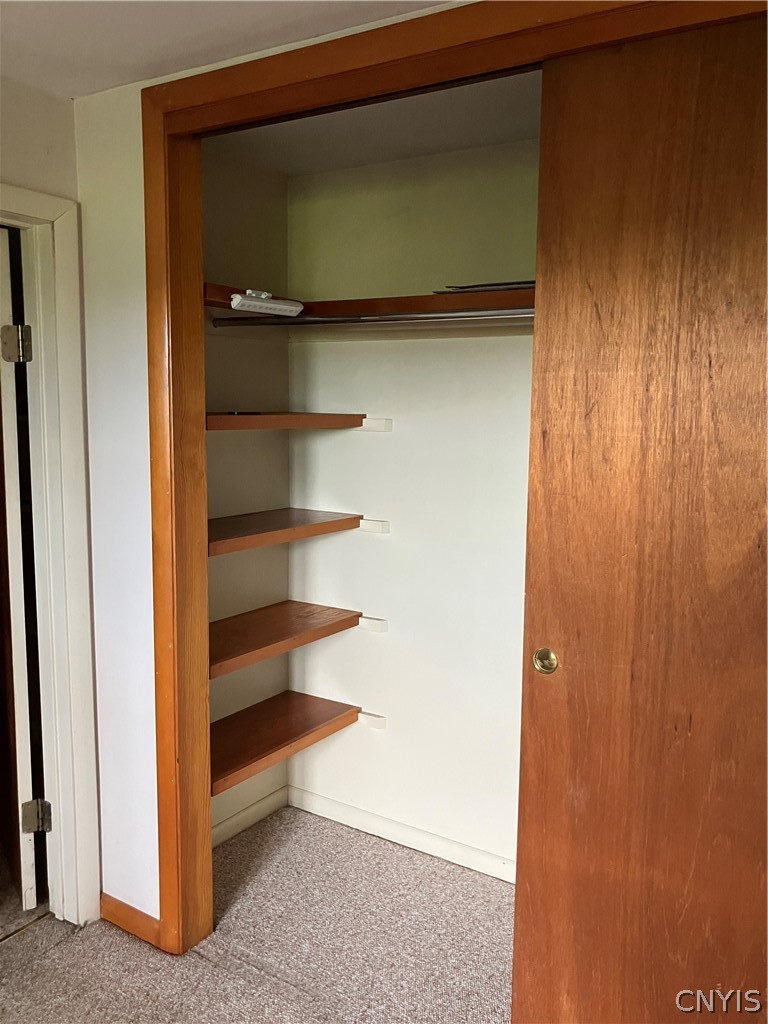 9216 Fish Lane Road Marcy, NY 13403 - Photo 39 of 50 Main bedroom closet