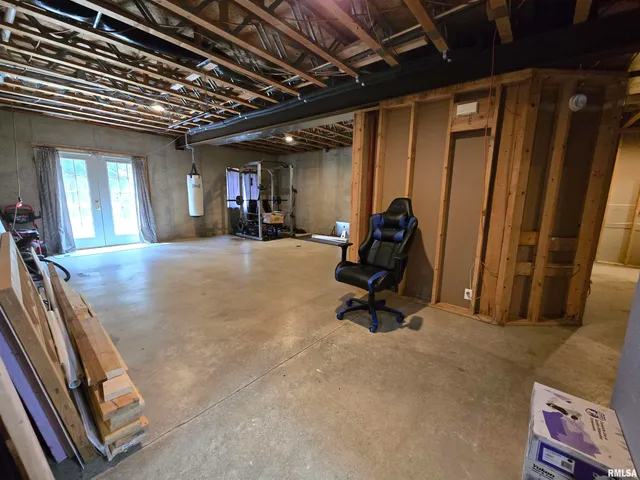 $390,000 | 21885 North Tea Rose Lane, Texico, IL 62889