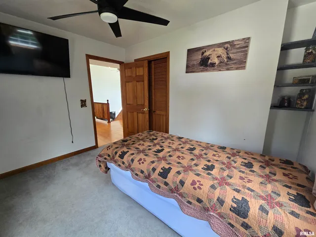 $390,000 | 21885 North Tea Rose Lane, Texico, IL 62889