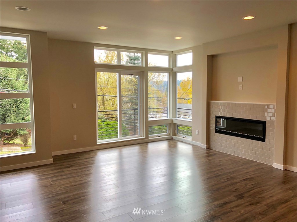 10342 Northeast 187th Street, Unit 2 Bothell, WA 98011 - Photo 19 of 21