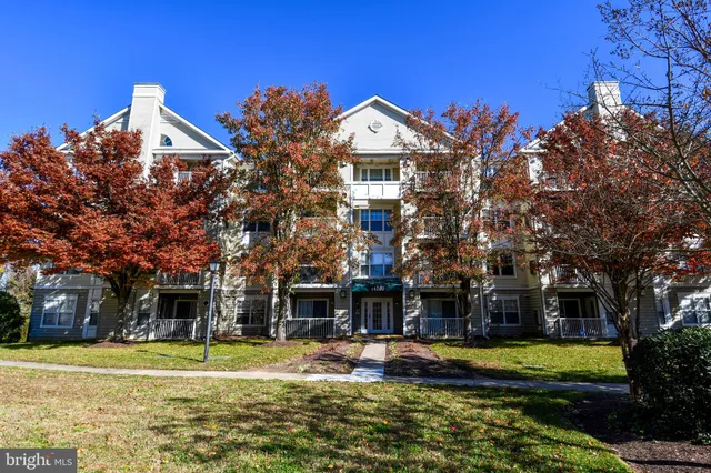 $2,250 | 14100 Farnsworth Lane, Unit 2202, Upper Marlboro, MD 20772