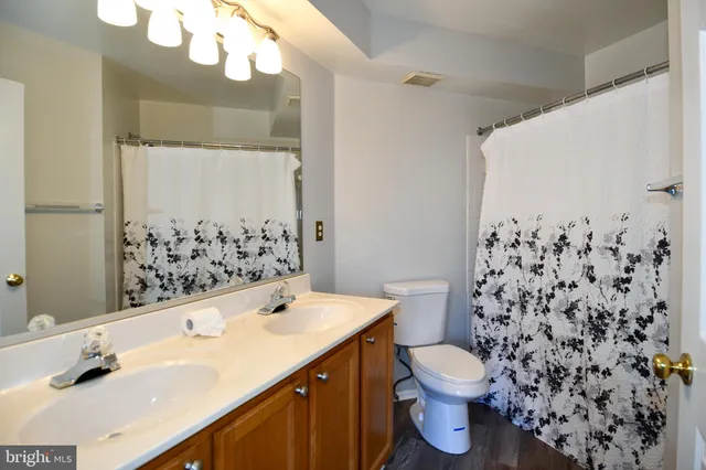 $2,250 | 14100 Farnsworth Lane, Unit 2202, Upper Marlboro, MD 20772