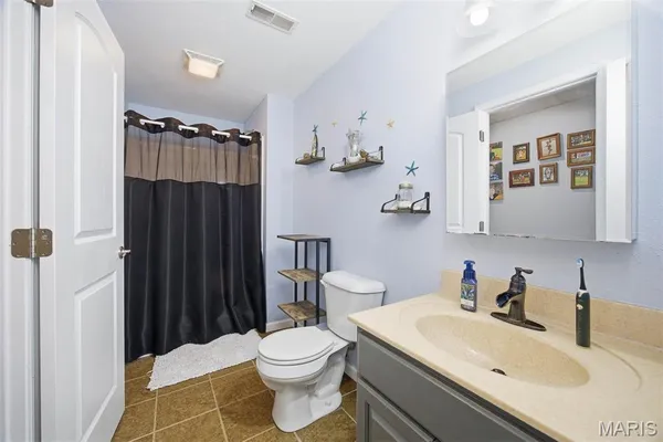 $364,900 | 13976 Lincoln Drive, Breese, IL 62230