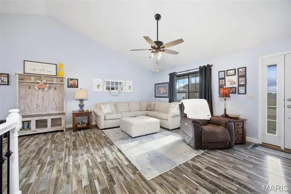 $364,900 | 13976 Lincoln Drive, Breese, IL 62230