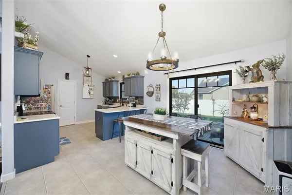 $364,900 | 13976 Lincoln Drive, Breese, IL 62230