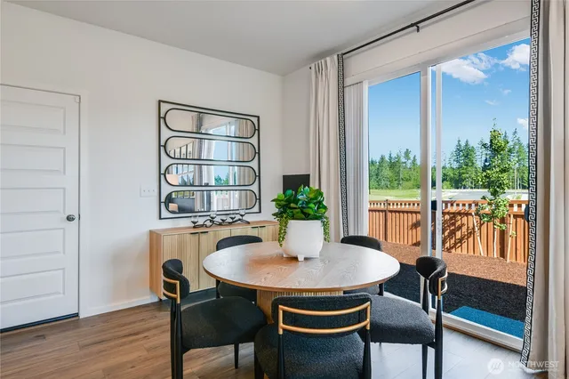 $594,950 | 14501 204th Ave Court East, Bonney Lake, WA 98391