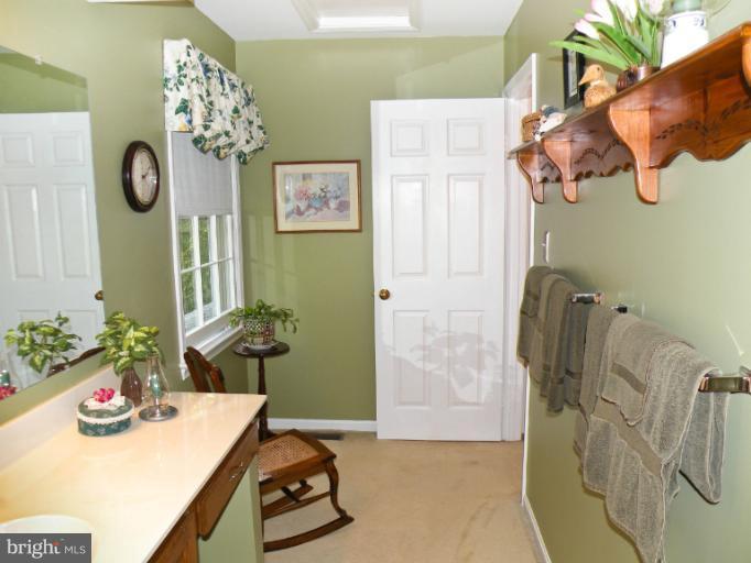 11896 Fawn Ridge Lane Reston, VA 20194 - Photo 12 of 27 Bath