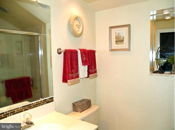 11896 Fawn Ridge Lane Reston, VA 20194 - Photo 15 of 27 HIS'S MBR