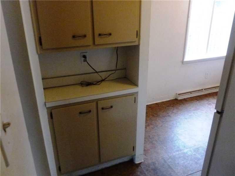514 21st Street Beaver Falls, PA 15010 - Photo 8 of 18 Kitchen.