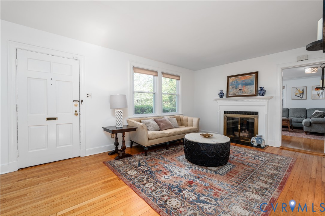 1103 Skipwith Road Henrico, VA 23229 - Photo 5 of 38