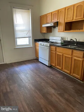 $1,600 | 2021 South Opal Street, Philadelphia, PA 19145