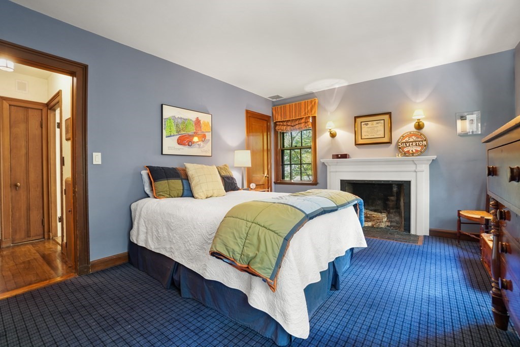 40 Glenoe Road Brookline, MA 02467 - Photo 18 of 28