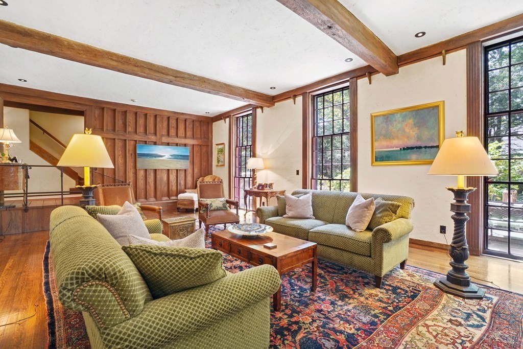 40 Glenoe Road Brookline, MA 02467 - Photo 4 of 28