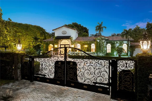 a view of a sign board