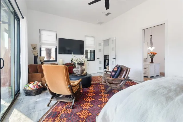 $999,000 | 255 Private Road 5941, Emory, TX 75440