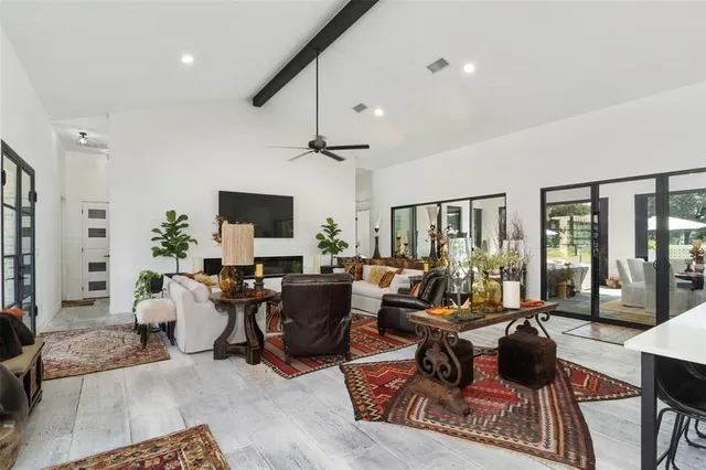 $999,000 | 255 Private Road 5941, Emory, TX 75440