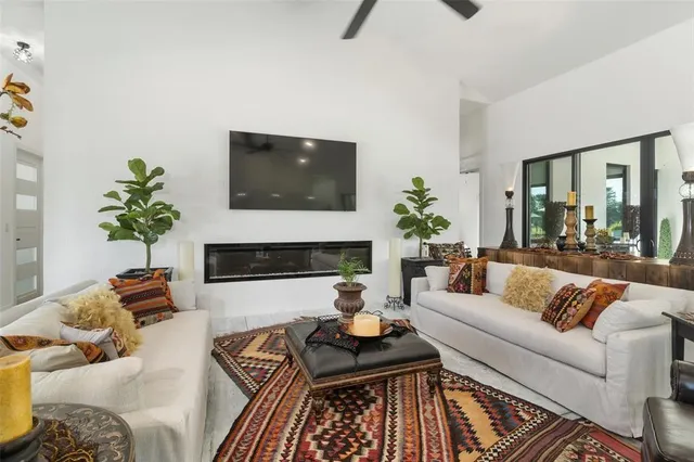 $999,000 | 255 Private Road 5941, Emory, TX 75440