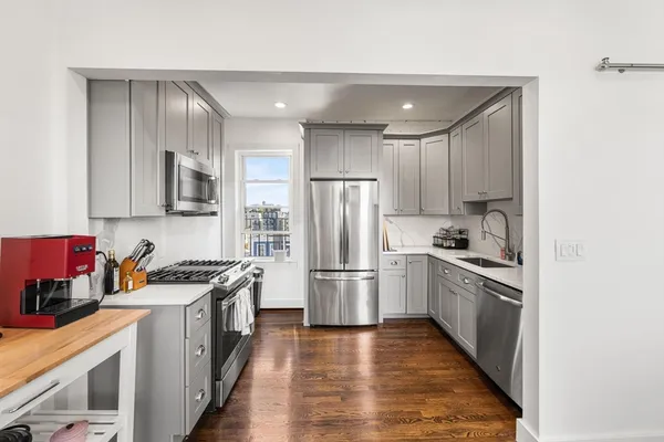 $675,000 | 12 Pearl Street, Unit 4, Boston, MA 02129