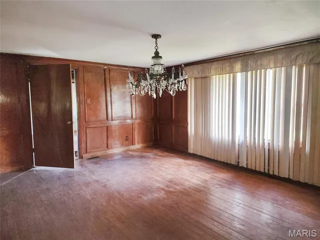 $52,250 | 808 Hickory Avenue, Shipman, IL 62685