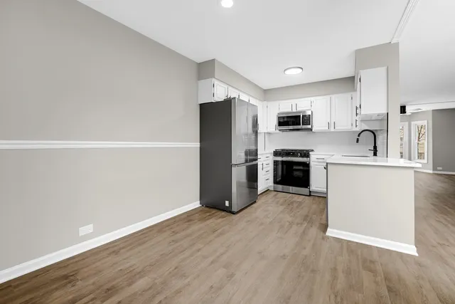 $299,900 | 1602 West 103rd Street, Chicago, IL 60643