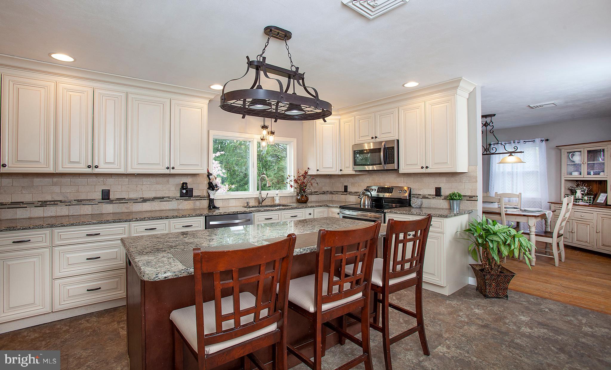 2218 Dover Road Harrisburg, PA 17110 - Photo 3 of 31 Large and Spacious Custom Kitchen