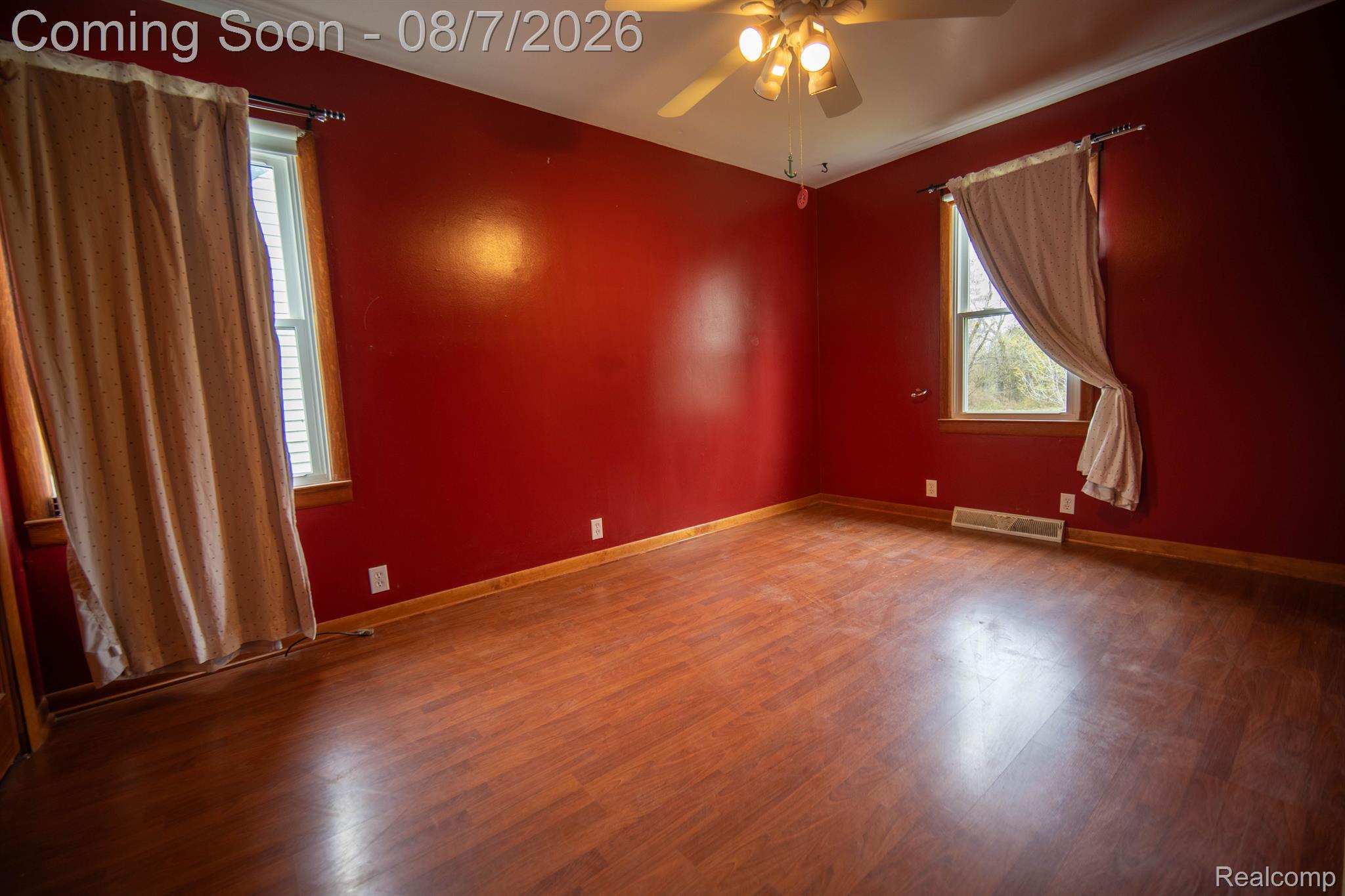 4355 Lapeer Road Burton, MI 48509 - Photo 5 of 30 Gallery Image 5