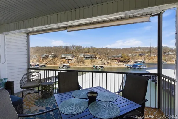 $329,900 | 40 Lighthouse Road, Unit 4204, Lake Ozark, MO 65049