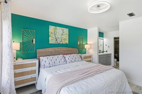 $329,900 | 40 Lighthouse Road, Unit 4204, Lake Ozark, MO 65049