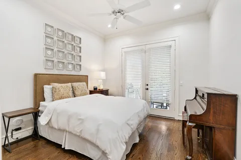 $1,900,000 | 4916 Valerie Street, Bellaire, TX 77401