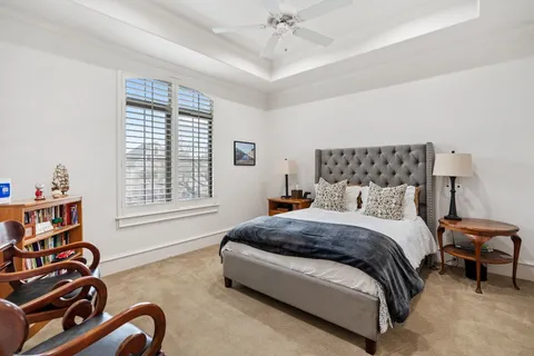 $1,900,000 | 4916 Valerie Street, Bellaire, TX 77401