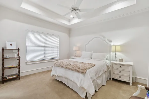 $1,900,000 | 4916 Valerie Street, Bellaire, TX 77401