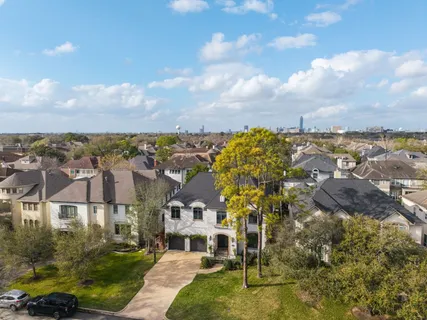 $1,900,000 | 4916 Valerie Street, Bellaire, TX 77401
