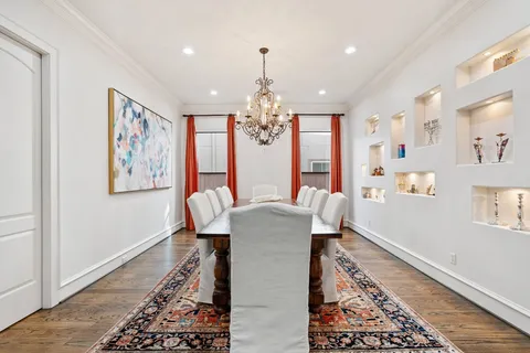 $1,900,000 | 4916 Valerie Street, Bellaire, TX 77401